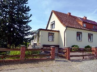 Kleines EFH mit tollem Garten und freiem Horizontblick nahe der Insel Rügen – Provisionsfrei für den Käufer